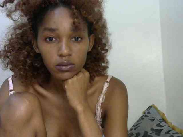 Truegirl2 webcam