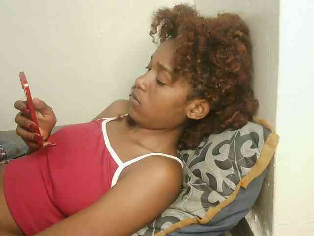 Truegirl2 webcam