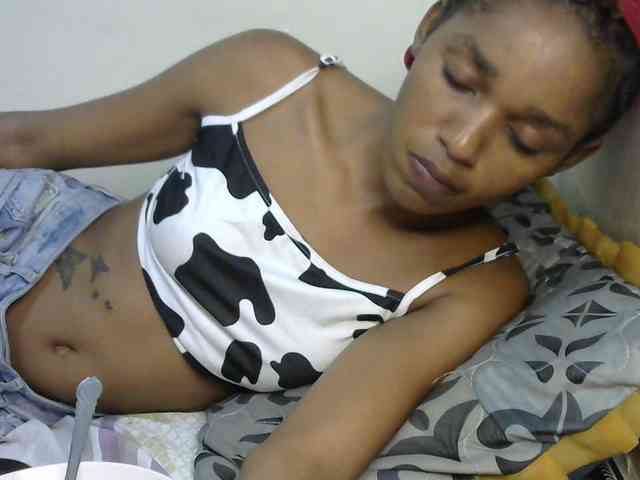 Truegirl2 webcam