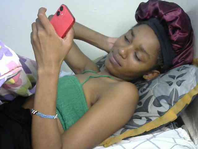 Truegirl2 webcam