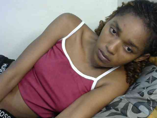 Truegirl2 webcam