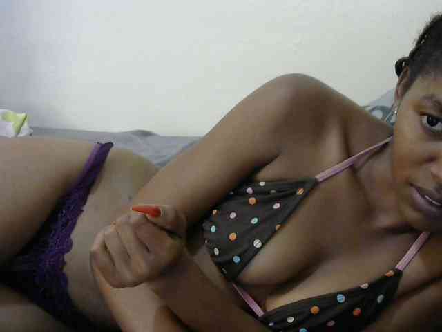 Truegirl2 webcam