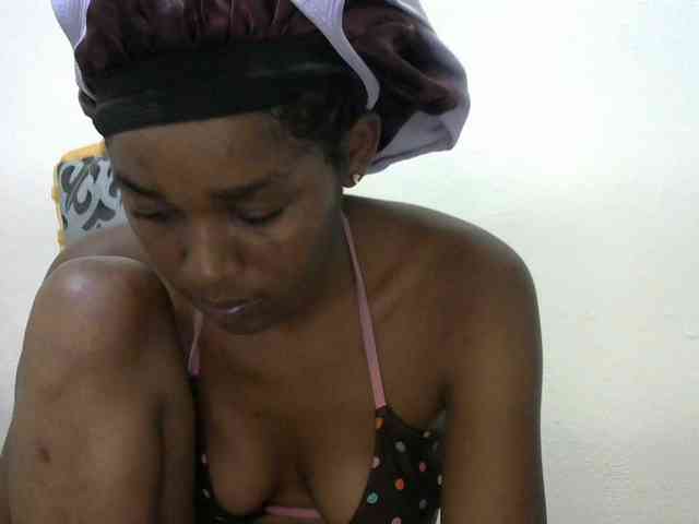 Truegirl2 webcam