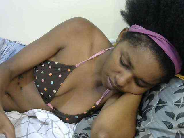 Truegirl2 webcam