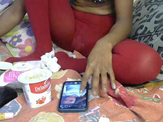 Truegirl2 webcam