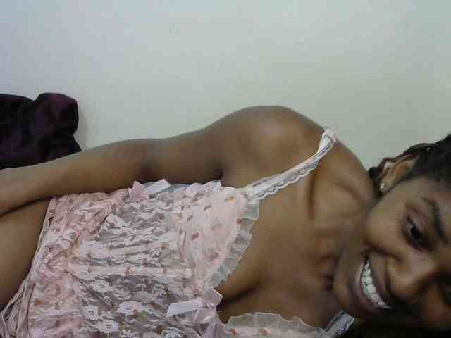 Truegirl2 webcam