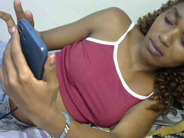 Truegirl2 webcam