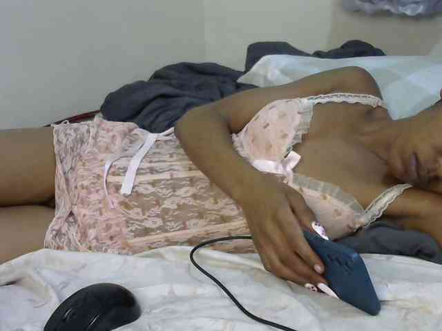 Truegirl2 webcam
