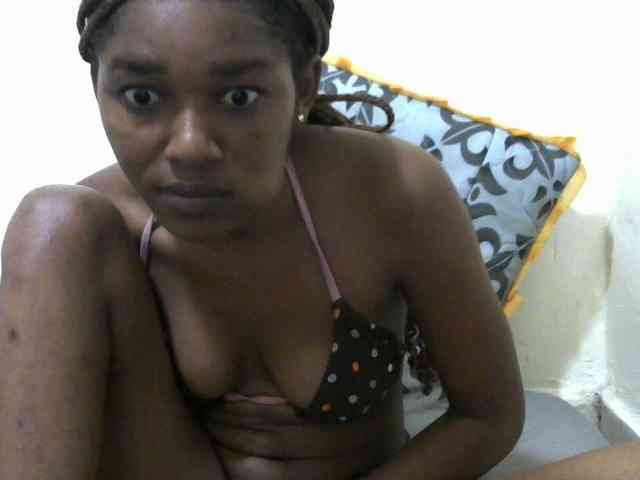 Truegirl2 webcam