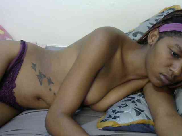 Truegirl2 webcam