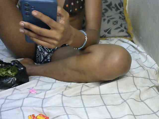 Truegirl2 webcam