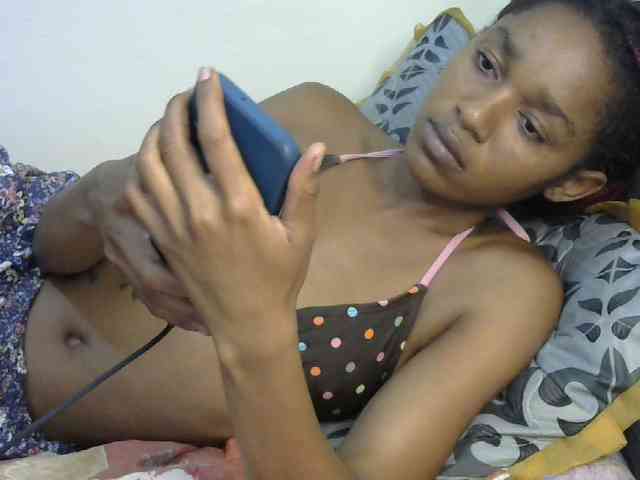 Truegirl2 webcam