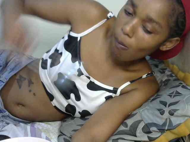 Truegirl2 webcam