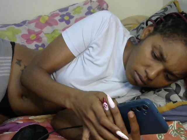 Truegirl2 webcam