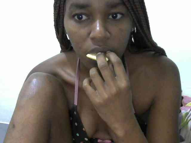 Truegirl2 webcam