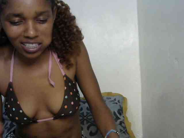Truegirl2 webcam