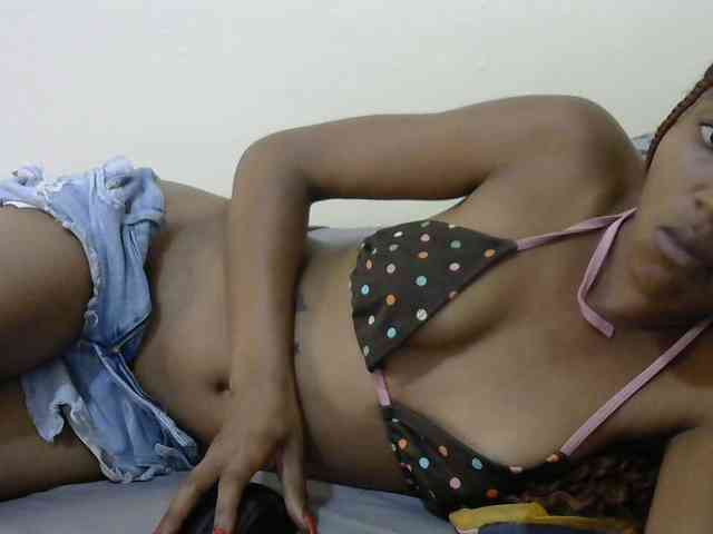 Truegirl2 webcam