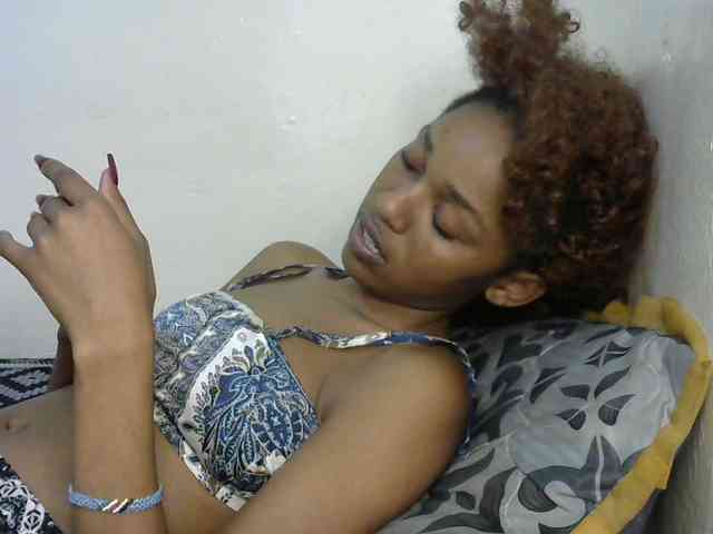 Truegirl2 webcam