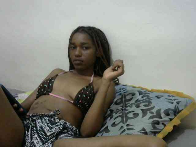 Truegirl2 webcam