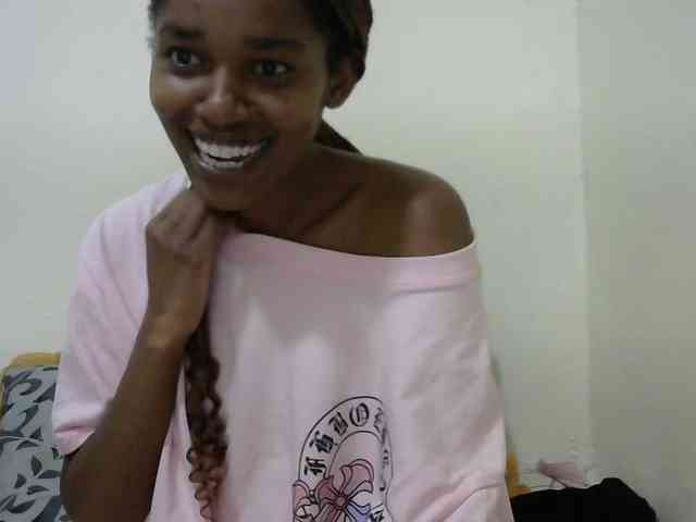 Truegirl2 webcam