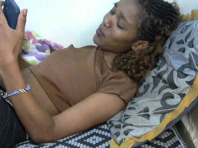 Truegirl2 webcam