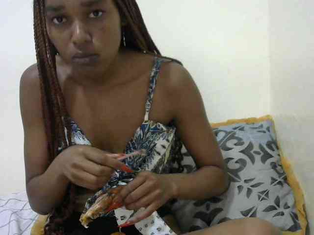 Truegirl2 webcam