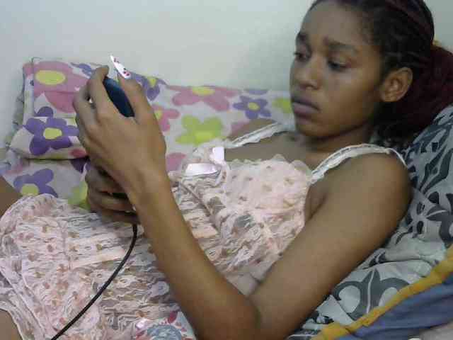 Truegirl2 webcam