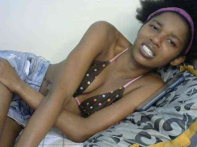 Truegirl2 webcam