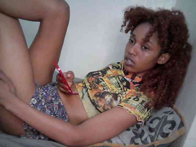 Truegirl2 webcam