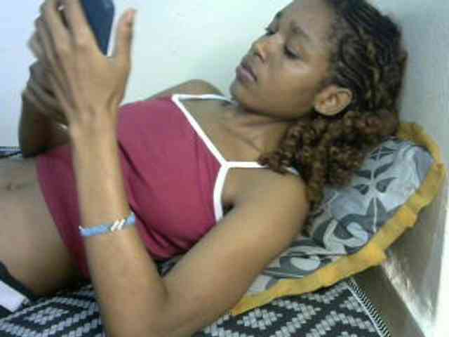 Truegirl2 webcam