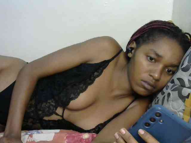 Truegirl2 webcam
