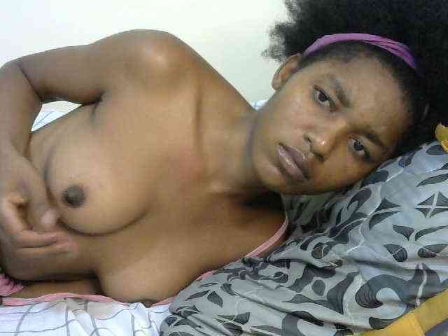Truegirl2 webcam