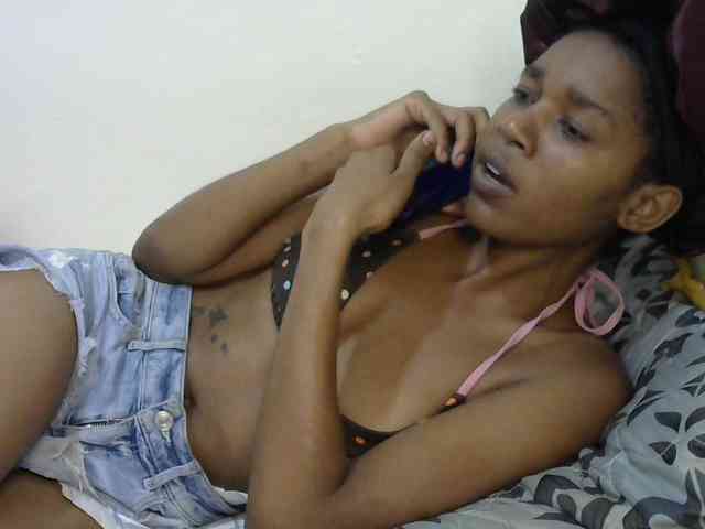 Truegirl2 webcam