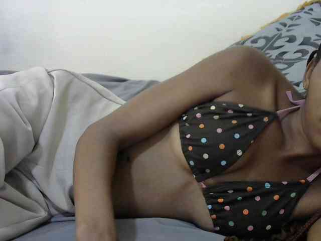 Truegirl2 webcam