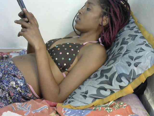 Truegirl2 webcam