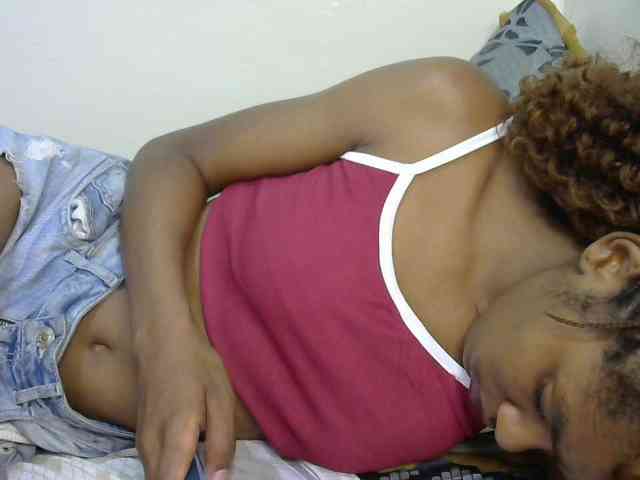 Truegirl2 webcam