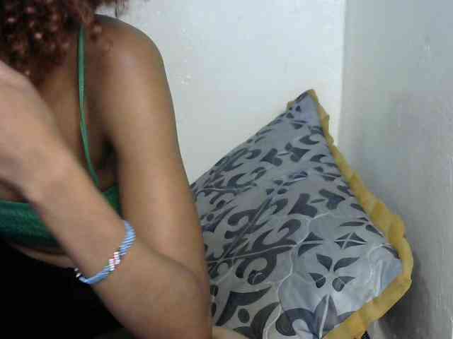 Truegirl2 webcam
