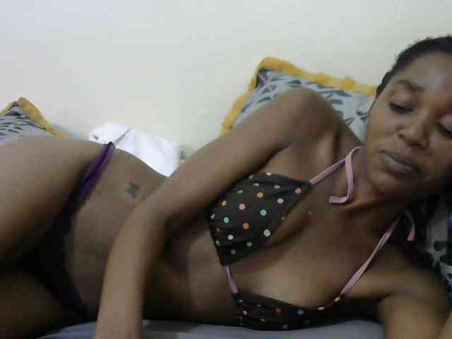 Truegirl2 webcam