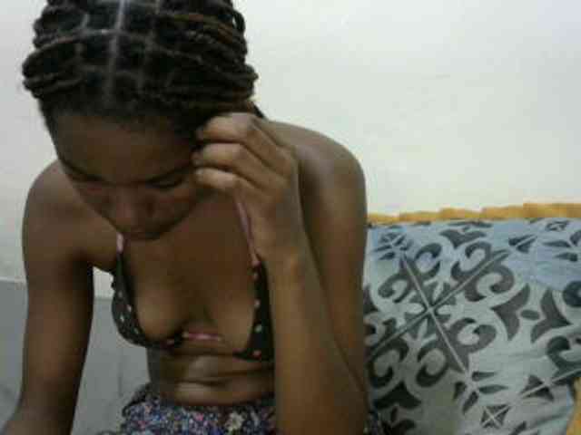 Model: Truegirl2