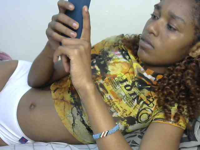 Truegirl2 webcam