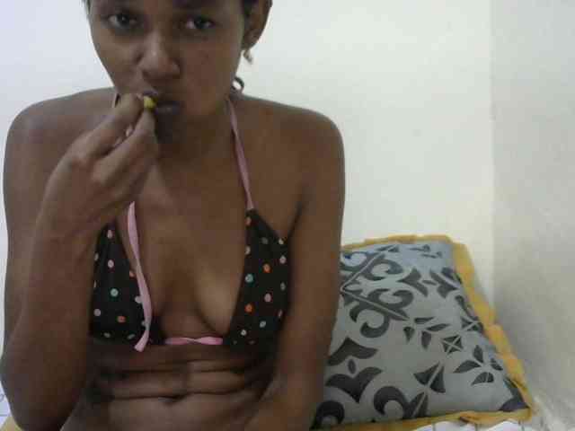 Truegirl2 webcam