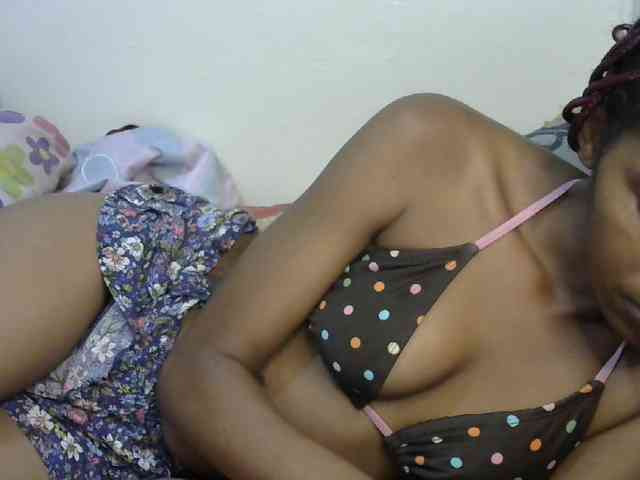 Truegirl2 webcam