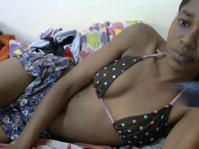 Truegirl2 webcam
