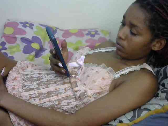 Truegirl2 webcam