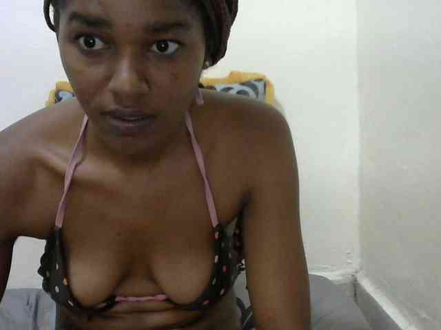 Truegirl2 webcam