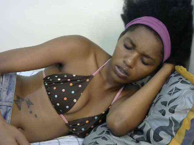 Truegirl2 webcam