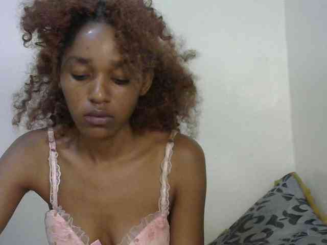 Truegirl2 webcam