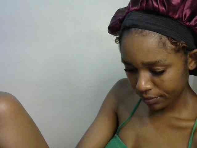 Truegirl2 webcam
