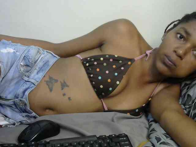 Truegirl2 webcam