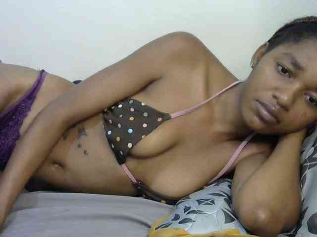 Truegirl2 webcam